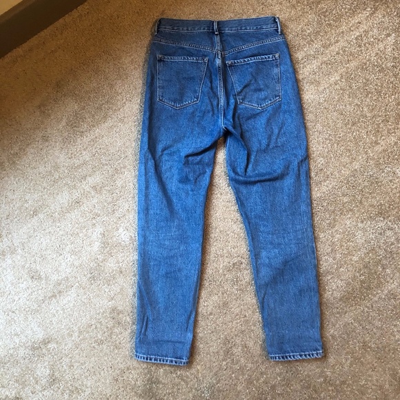 Aritzia Matilda High-Waisted Mom Jeans in 4 - Picture 9 of 10